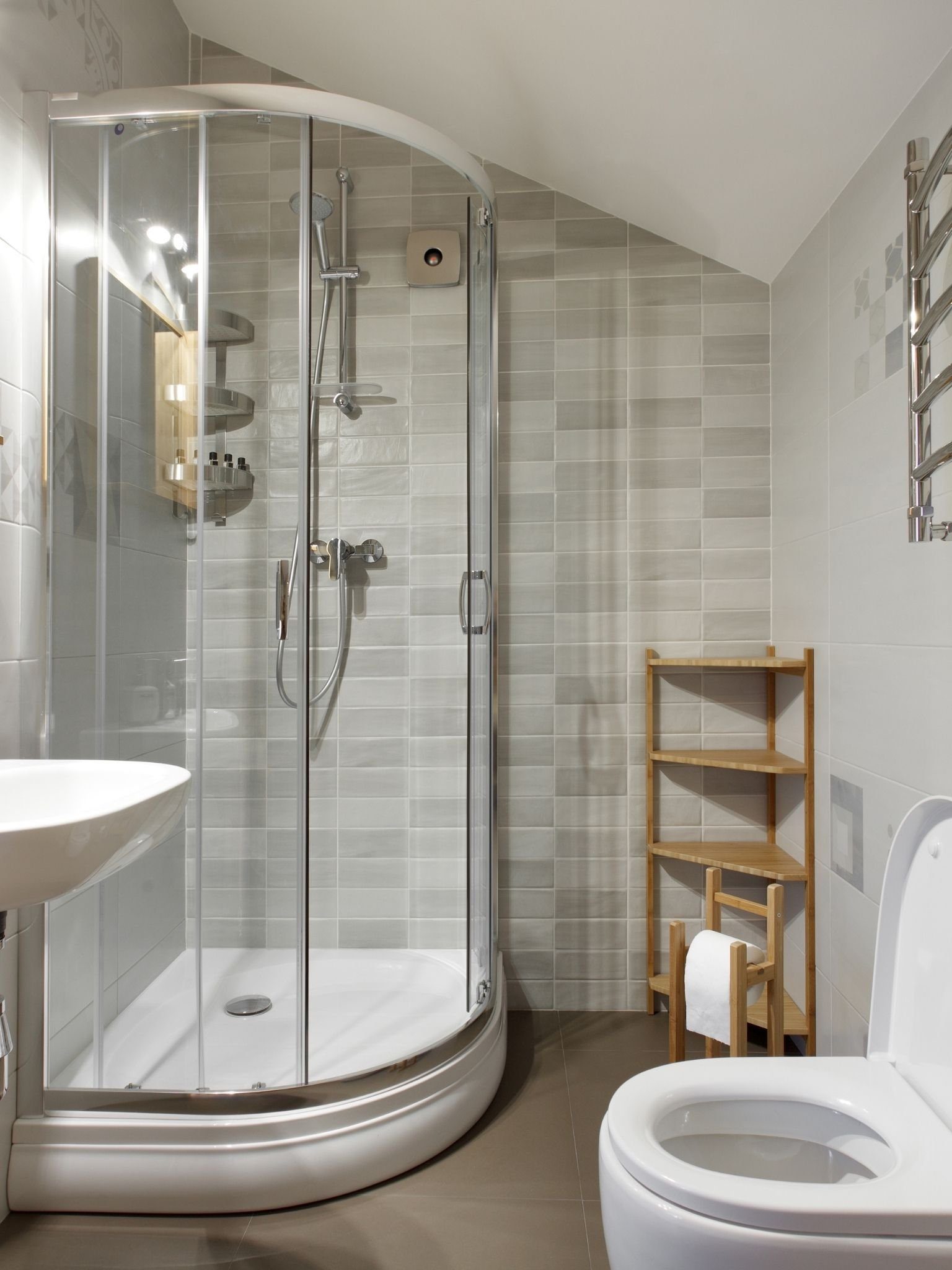 complete bathroom fitter KT9 2NY